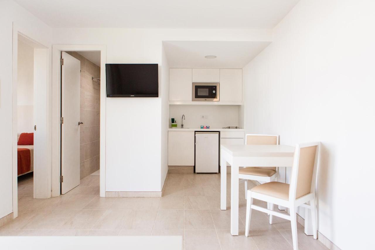 Sagitario Menorca Mar Adults Only Lejlighedshotel Cala en Bosc Eksteriør billede