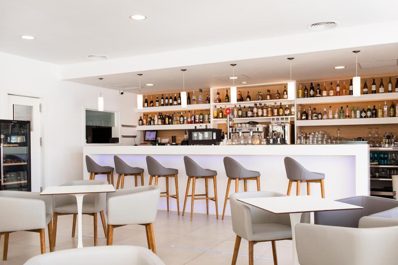 Sagitario Menorca Mar Adults Only Lejlighedshotel Cala en Bosc Eksteriør billede