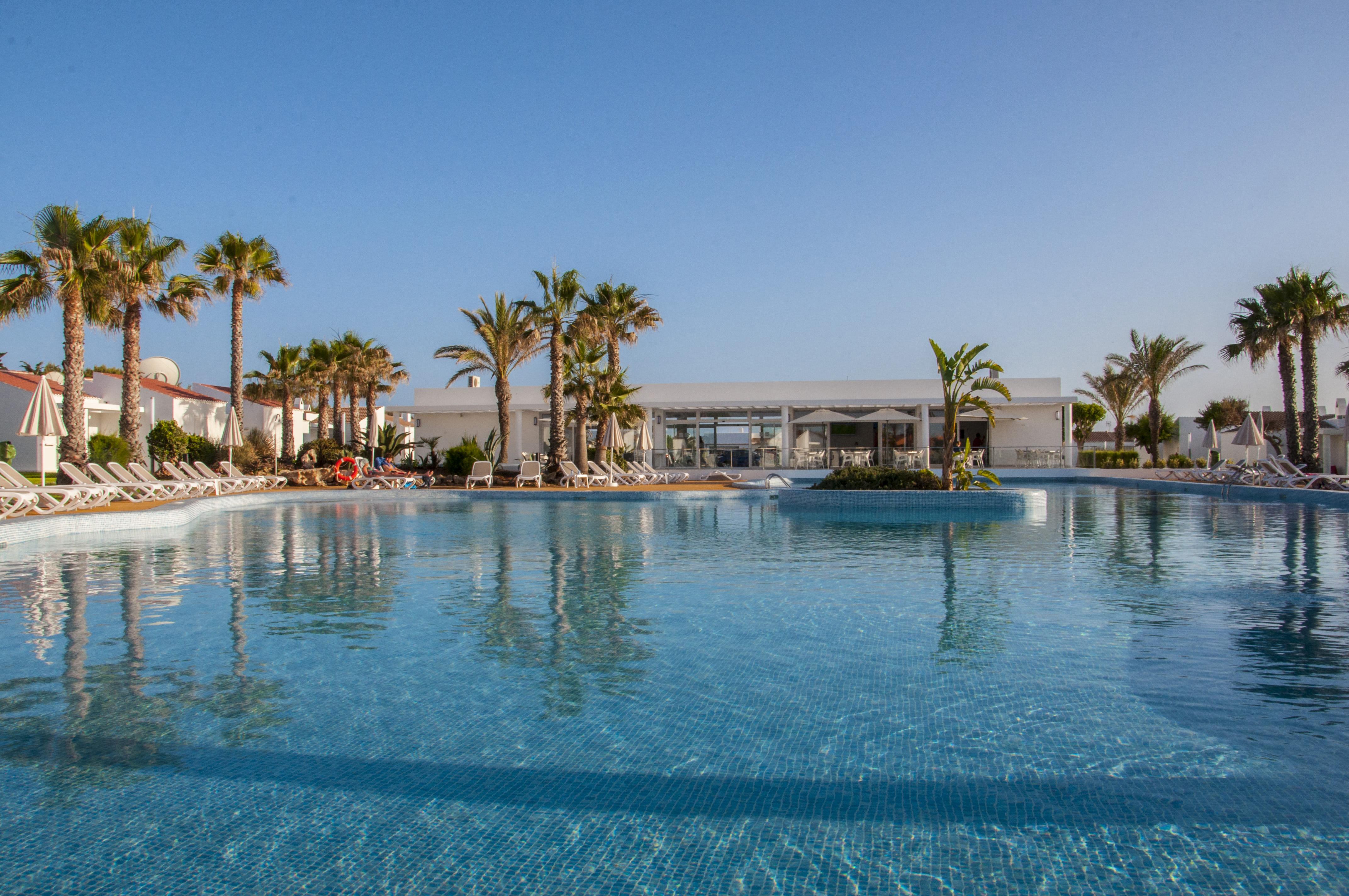 Sagitario Menorca Mar Adults Only Lejlighedshotel Cala en Bosc Eksteriør billede